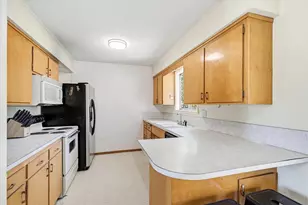 2764 Ruth Dr, Medford, OR 97504 - Photo 13