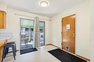 2764 Ruth Dr, Medford, OR 97504 - Photo 11