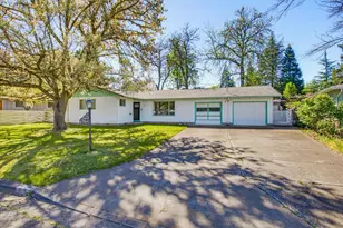 2764 Ruth Dr, Medford, OR 97504 - Photo 5