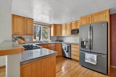 60596 Springtree Court, Bend, OR 97702 - Photo 11