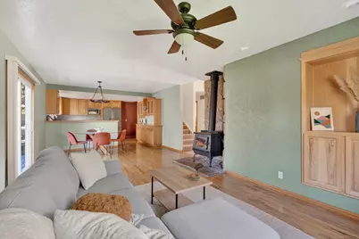 60596 Springtree Court, Bend, OR 97702 - Photo 7