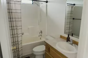 2475 NE 7th Ln, Redmond, OR 97756 - Photo 11