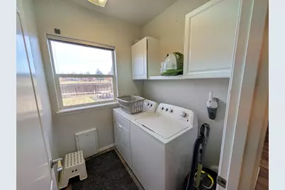 2475 NE 7th Lane, Redmond, OR 97756 - Photo 7