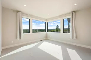 19155 Gateway Loop, Bend, OR 97702 - Photo 23