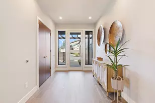 19155 Gateway Loop, Bend, OR 97702 - Photo 7