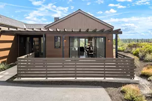 19155 Gateway Loop, Bend, OR 97702 - Photo 3