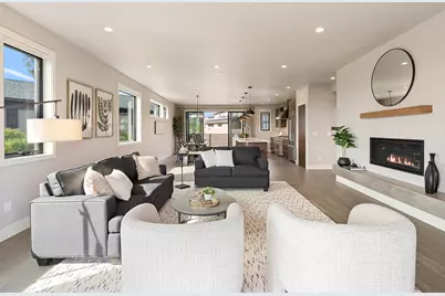 19155 Gateway Loop, Bend, OR 97702 - Photo 13