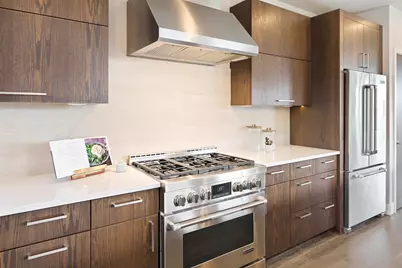 19155 Gateway Loop, Bend, OR 97702 - Photo 17