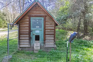 267 Grays Creek Rd, Grants Pass, OR 97527 - Photo 7