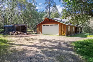 267 Grays Creek Rd, Grants Pass, OR 97527 - Photo 3