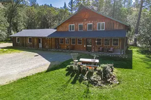 267 Grays Creek Rd, Grants Pass, OR 97527 - Photo 1