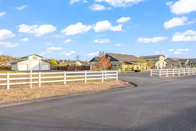 4290 NW 39th Drive, Redmond, OR 97756 - Photo 51