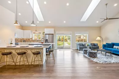 4290 NW 39th Drive, Redmond, OR 97756 - Photo 5