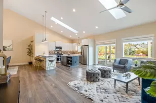 4290 NW 39th Dr, Redmond, OR 97756 - Photo 9