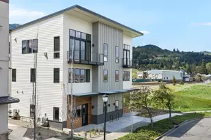 138 Clear Creek Dr, Ashland, OR 97520 - Photo 5