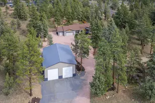 70160 Mustang Dr, Sisters, OR 97759 - Photo 43