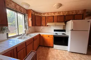 7515 Gladstone Ave, White City, OR 97503 - Photo 11