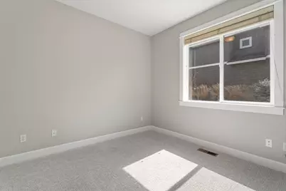 61425 Davis Lake Loop, Bend, OR 97702 - Photo 21