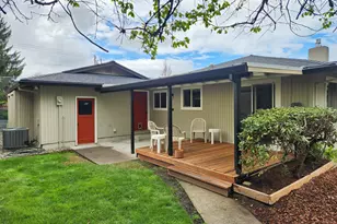 2591 Cedar Links Dr, Medford, OR 97504 - Photo 35