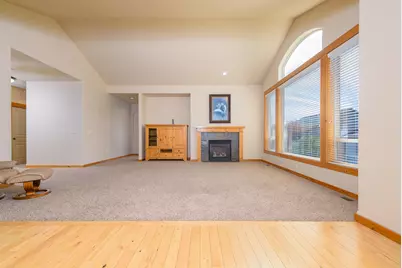 2372 NW Hazelwood Avenue, Redmond, OR 97756 - Photo 5