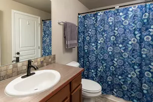 62017 NE Nate's Pl, Bend, OR 97701 - Photo 15