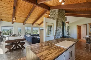 65025 Wapiti Wy, Bend, OR 97703 - Photo 15