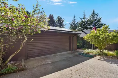 1625 NE Hillcrest Drive, Grants Pass, OR 97526 - Photo 47