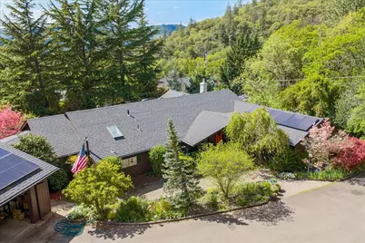 1625 NE Hillcrest Drive, Grants Pass, OR 97526 - Photo 43