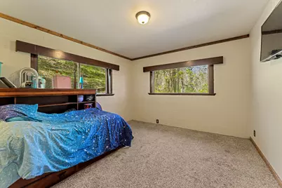 5793 W Evans Creek Road, Rogue River, OR 97537 - Photo 11