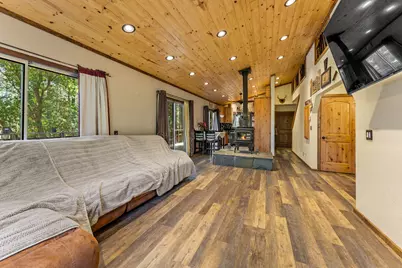 5793 W Evans Creek Road, Rogue River, OR 97537 - Photo 9