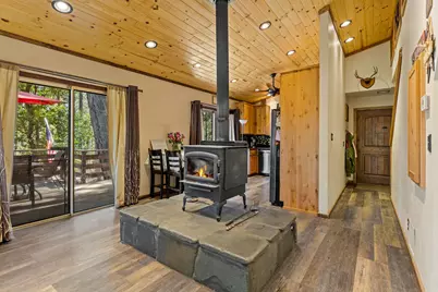 5793 W Evans Creek Road, Rogue River, OR 97537 - Photo 5