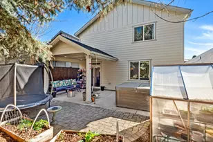 61137 SW Teton Ln, Bend, OR 97702 - Photo 23