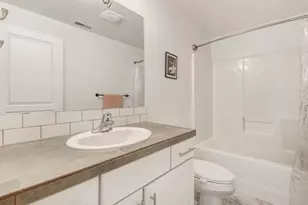 61137 SW Teton Ln, Bend, OR 97702 - Photo 19