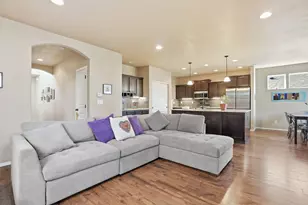 19626 Harvard Pl, Bend, OR 97702 - Photo 9