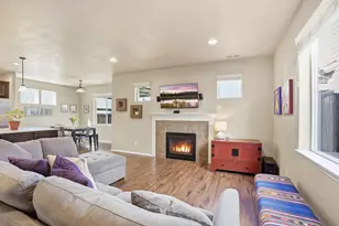 19626 Harvard Pl, Bend, OR 97702 - Photo 7