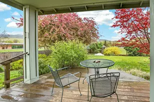 536 Parkside Dr, Ashland, OR 97520 - Photo 5