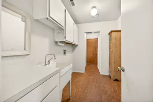 536 Parkside Dr, Ashland, OR 97520 - Photo 15