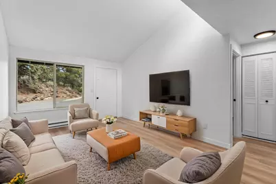 1700 Wells Acres #APT 25, Bend, OR 97701 - Photo 9