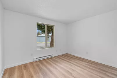 1700 Wells Acres #APT 25, Bend, OR 97701 - Photo 17