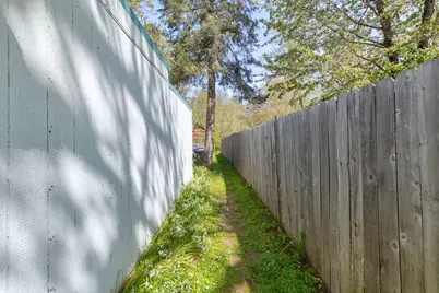 219 Gilbert Avenue, Glendale, OR 97442 - Photo 29