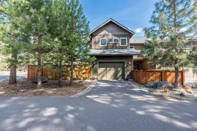 923 E Desperado Trail, Sisters, OR 97759 - Photo 1