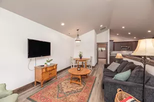 923 E Desperado Trail, Sisters, OR 97759 - Photo 11