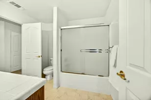 2855 Shanteal Pl, Medford, OR 97504 - Photo 31