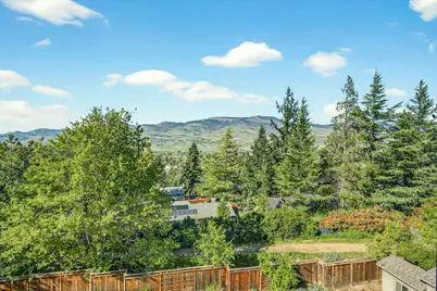 1927 Tamarack Place, Ashland, OR 97520 - Photo 37