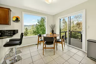 1927 Tamarack Pl, Ashland, OR 97520 - Photo 5