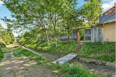 1927 Tamarack Place, Ashland, OR 97520 - Photo 45