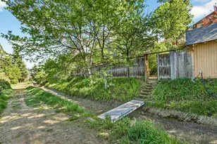 1927 Tamarack Pl, Ashland, OR 97520 - Photo 45