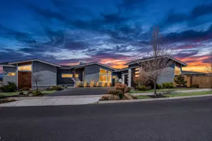 3759 SW 45th St, Redmond, OR 97756 - Photo 1