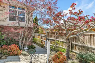 3910 Cherry Ln, Medford, OR 97504 - Photo 33