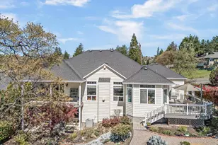 3910 Cherry Ln, Medford, OR 97504 - Photo 57